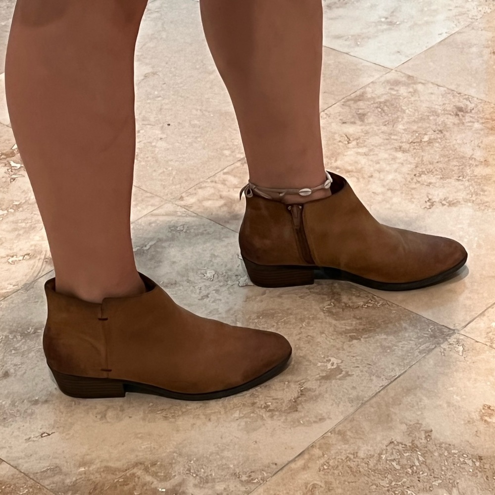 Clarks honey brown leather booties